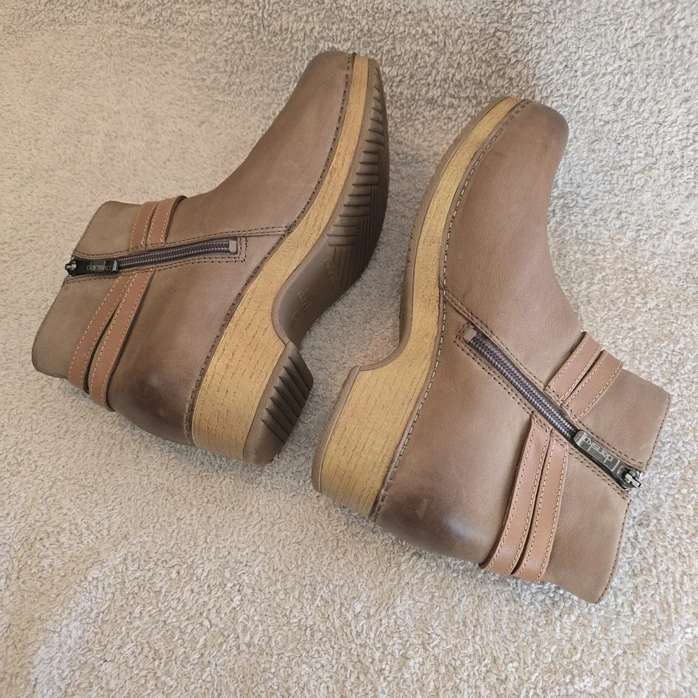 Dansko women brook